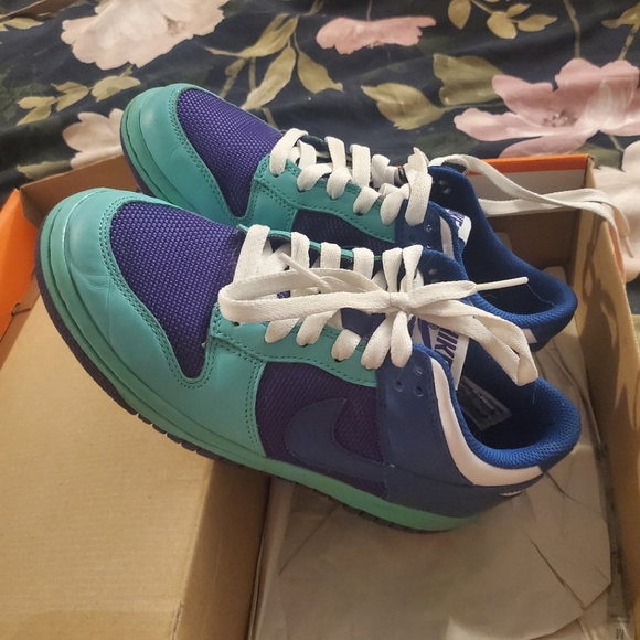 Nike Dunk Low Atlantic Blue Purple Size 7 - Picture 4 of 8